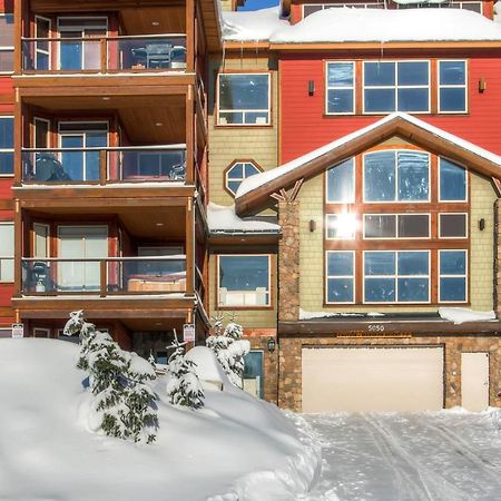 Snowbirds Villa Big White Ski Resort Exterior photo